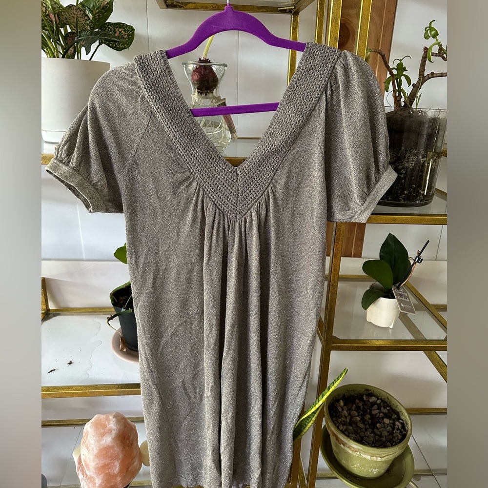 V neck and back tunic L